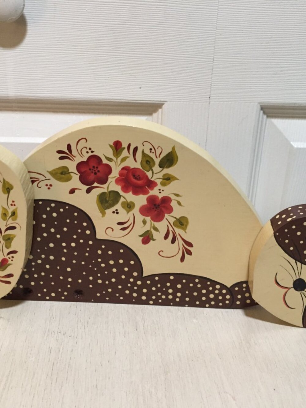 Vtg Folk Art Hand Painted Artist Signed  CAT Shelf Articulated Head Tail Move